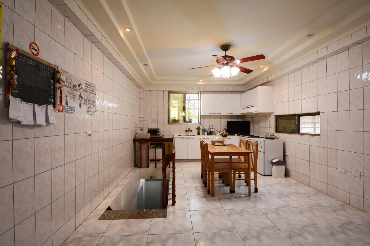 Ariyoshi Ya Apartment Tainan Exterior photo
